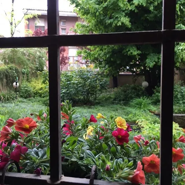 Cosy Studio Historical Center Cremona Italy