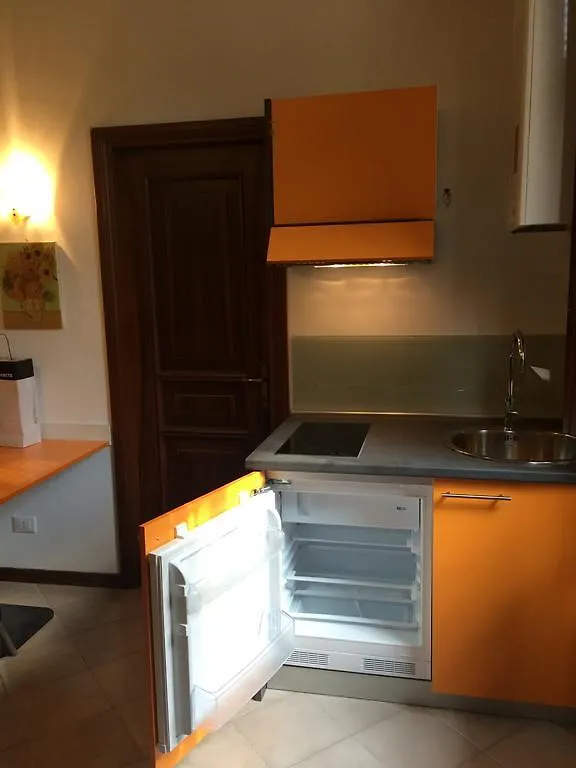 Cosy Studio Historical Center Cremona Apartment